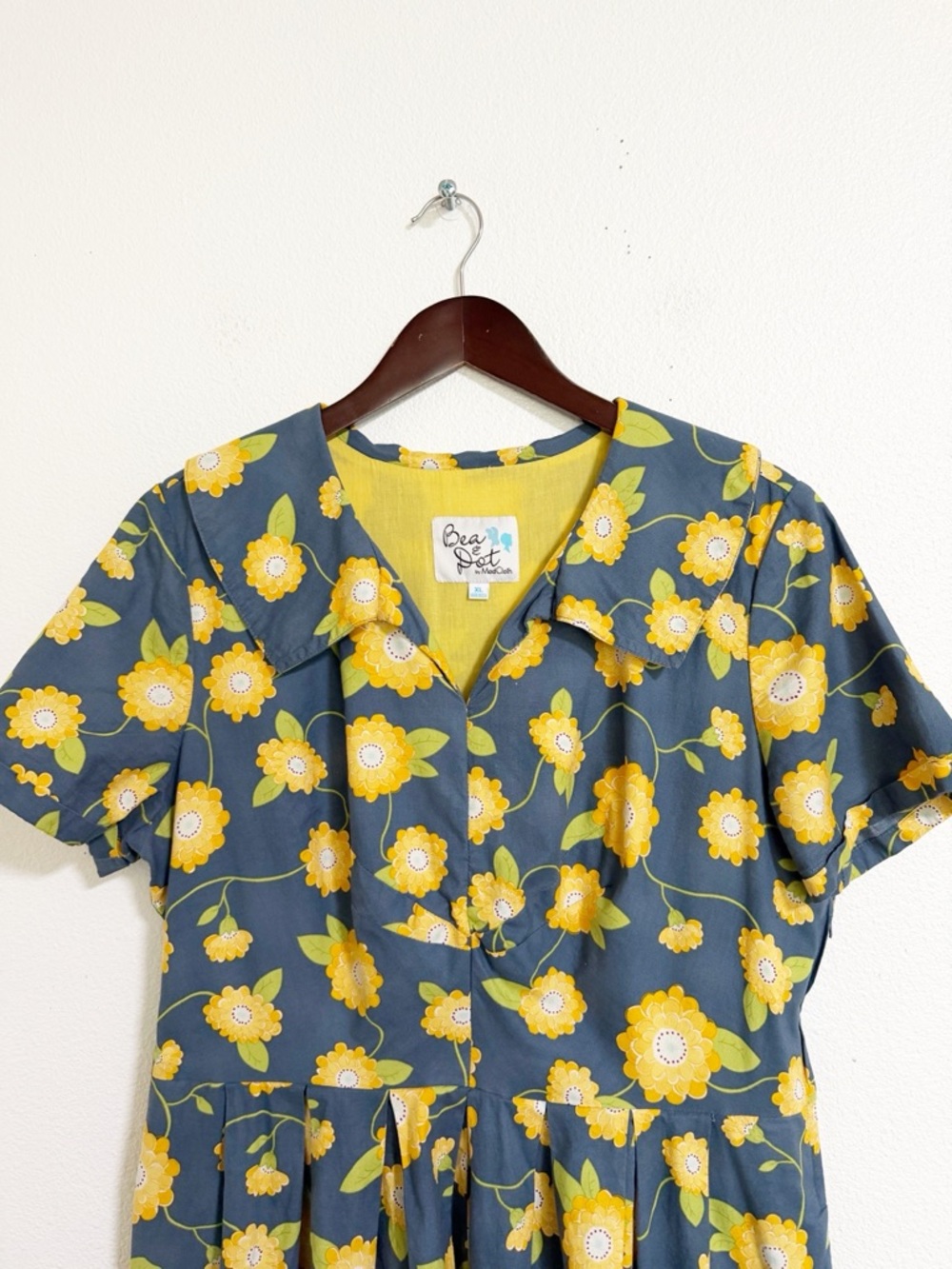 ModCloth Bea & Dot Floral Retro Mod Midi Dress - Picture 3 of 12
